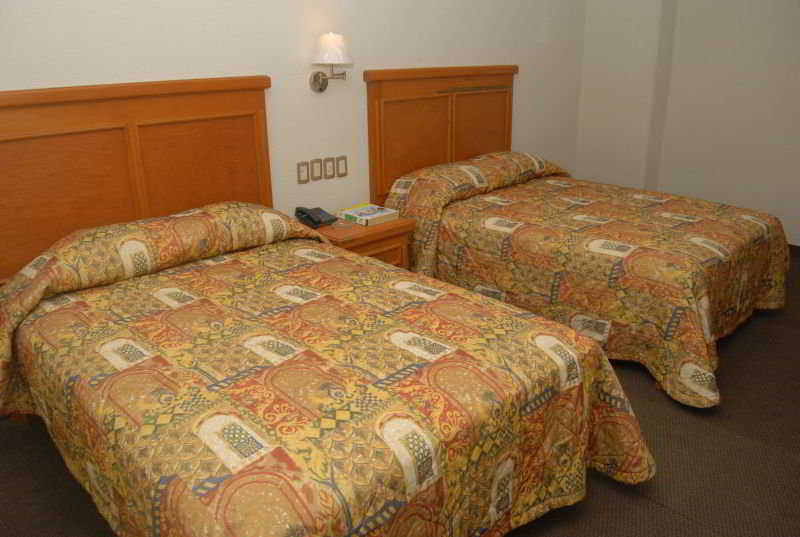 Hotel Gran Via - Centro 3*